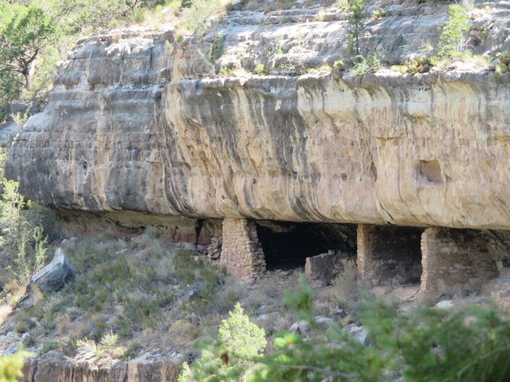 Hiking at Walnut Canyon